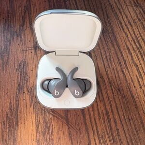 Beats Powerbeats fit wireless